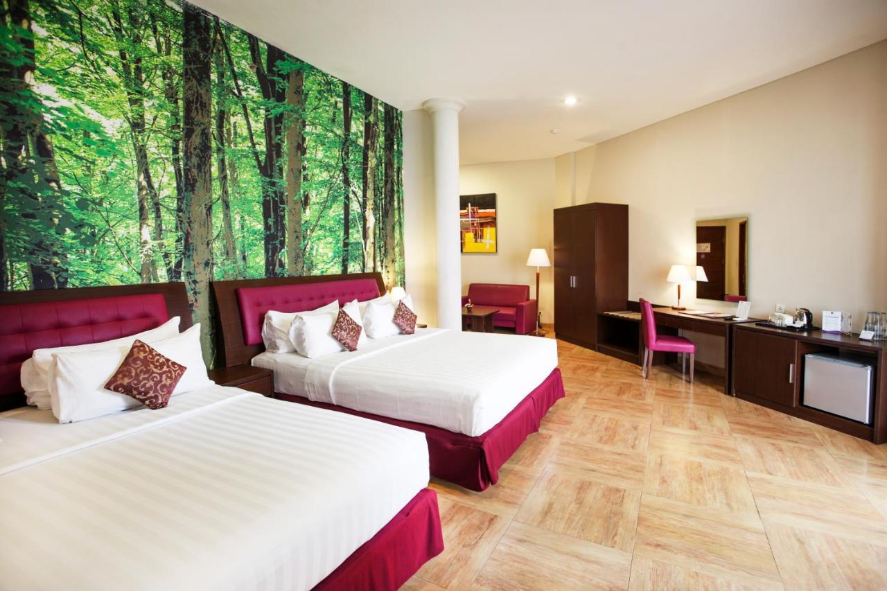 Kuta Central Park Hotel מראה חיצוני תמונה
