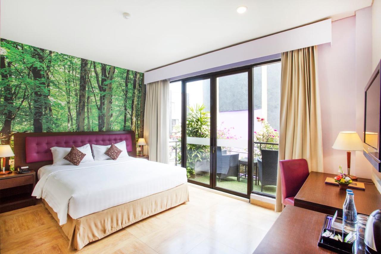 Kuta Central Park Hotel מראה חיצוני תמונה