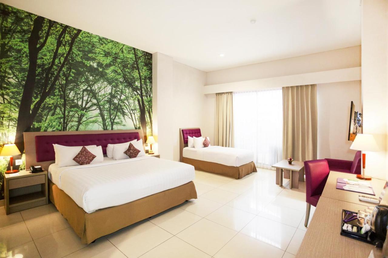 Kuta Central Park Hotel מראה חיצוני תמונה
